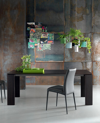 tavolo-allungabile-in-legno-di-design-riflessi