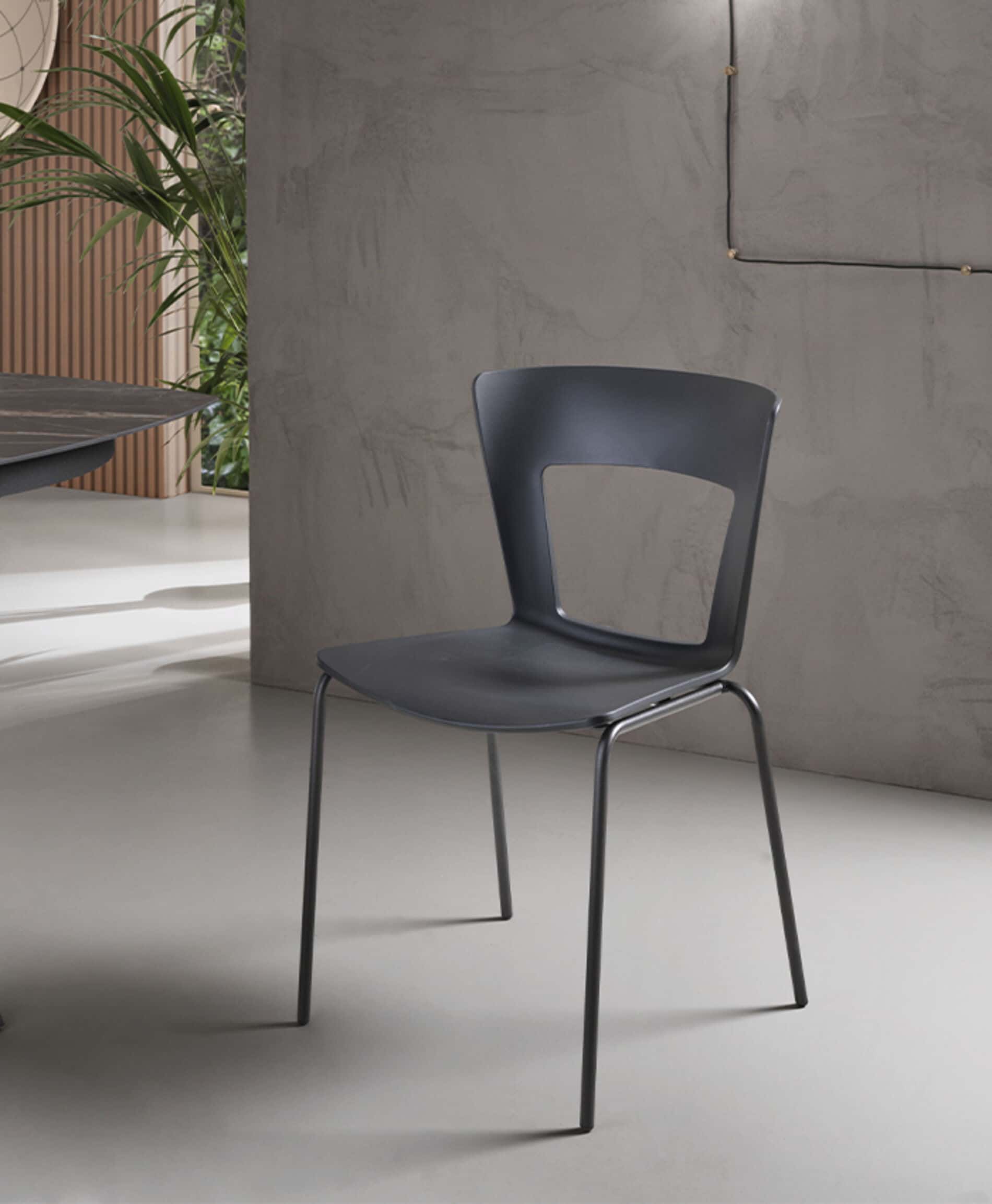 sedie-impilabili-design-lilia